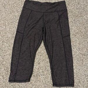 NineWest workout capris